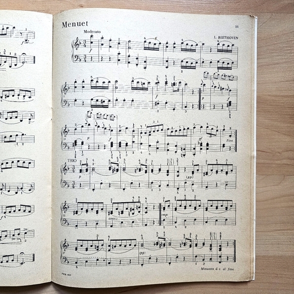 Ethnic Polish Softcover Booklets Sheet Music Piano Lot of 2 - Picture 9 of 11